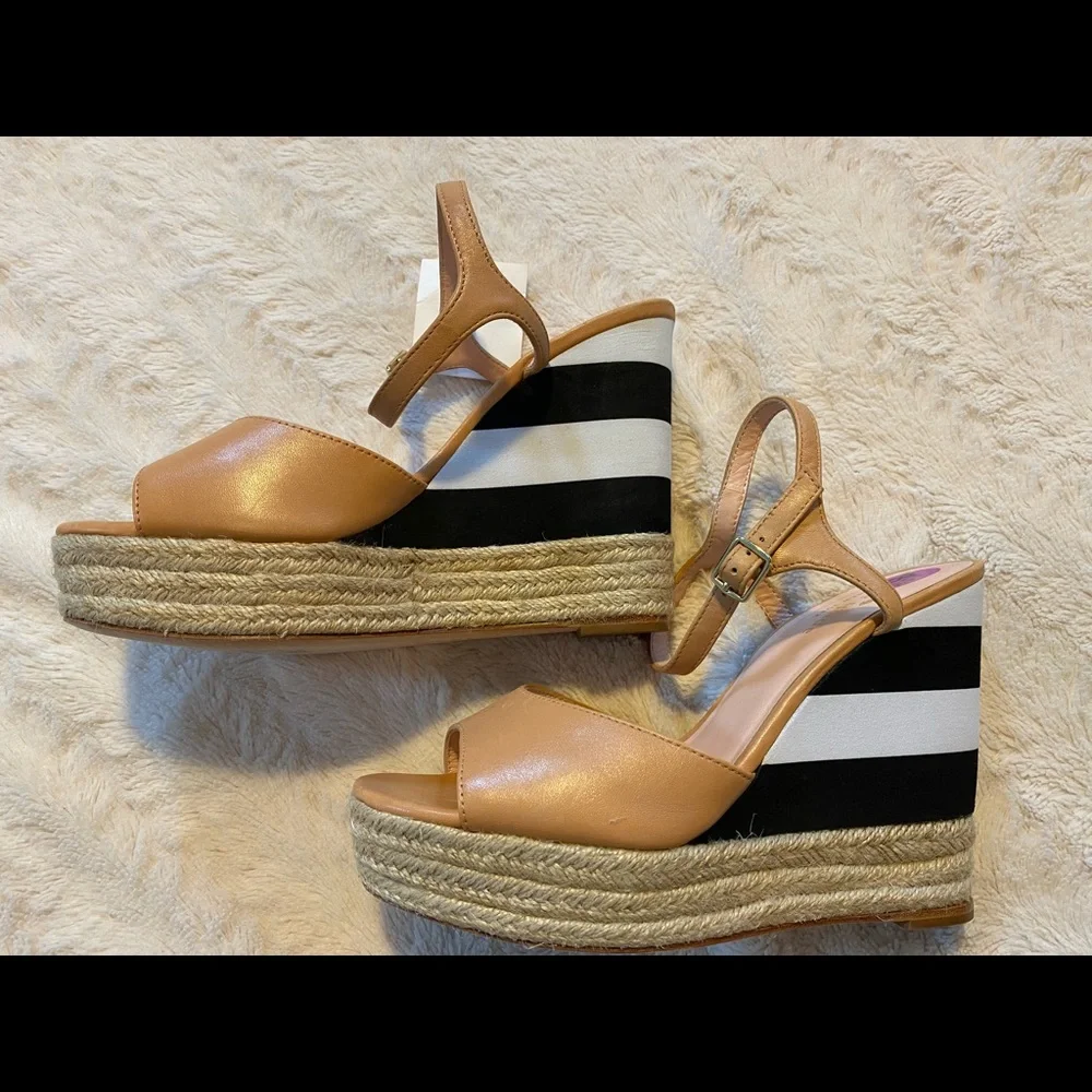 Kate Spade Tan and Black Wedges - Picture 1 of 4